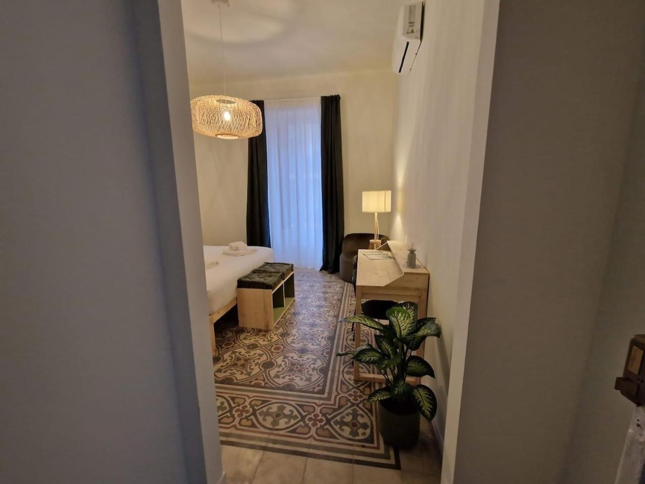 Lostabile Guesthouse & Coworking Bari Ngoại thất bức ảnh