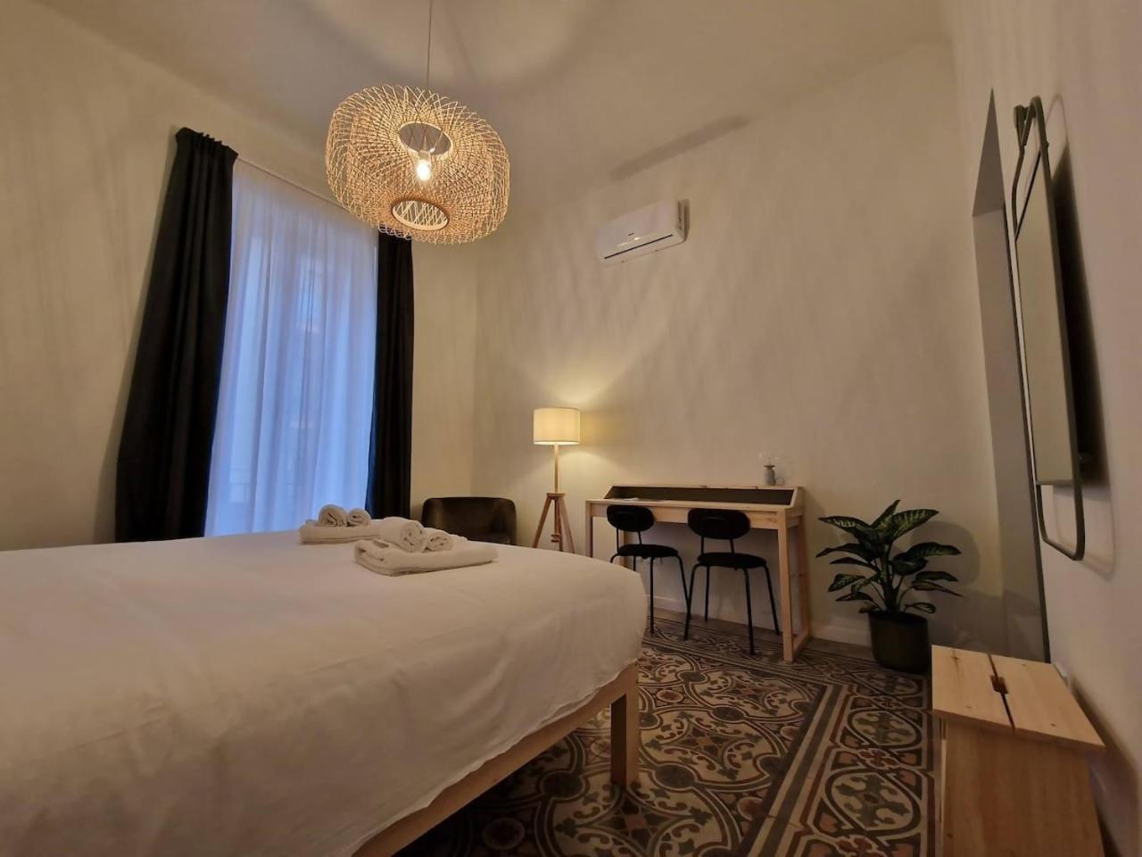 Lostabile Guesthouse & Coworking Bari Ngoại thất bức ảnh
