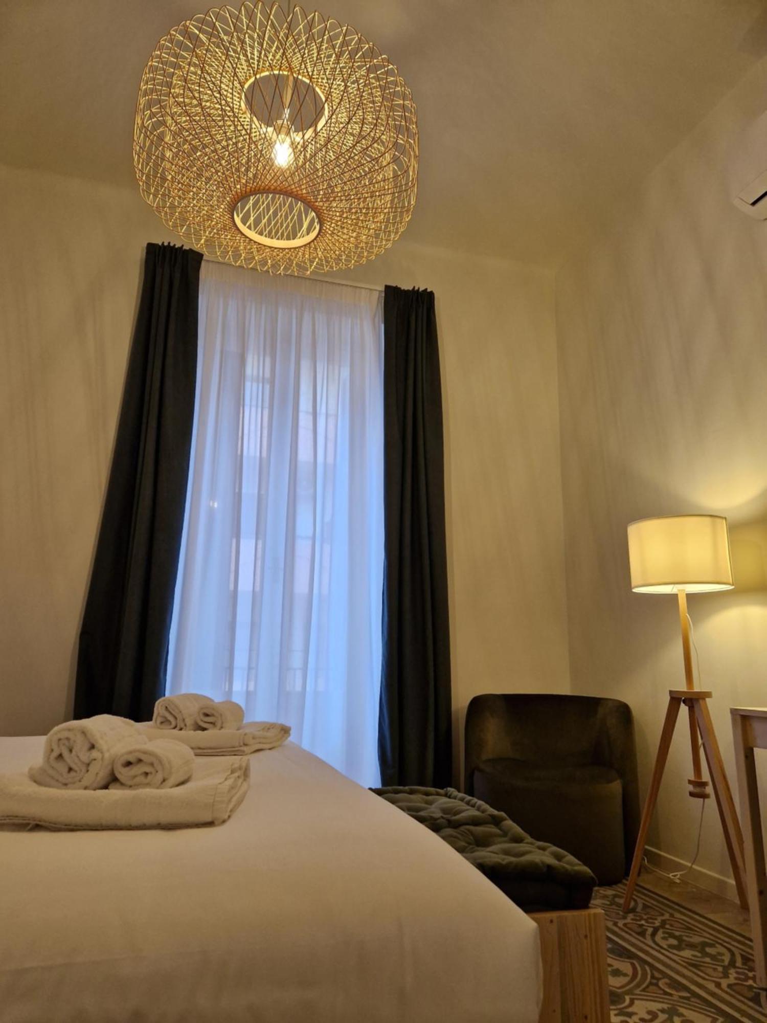 Lostabile Guesthouse & Coworking Bari Ngoại thất bức ảnh